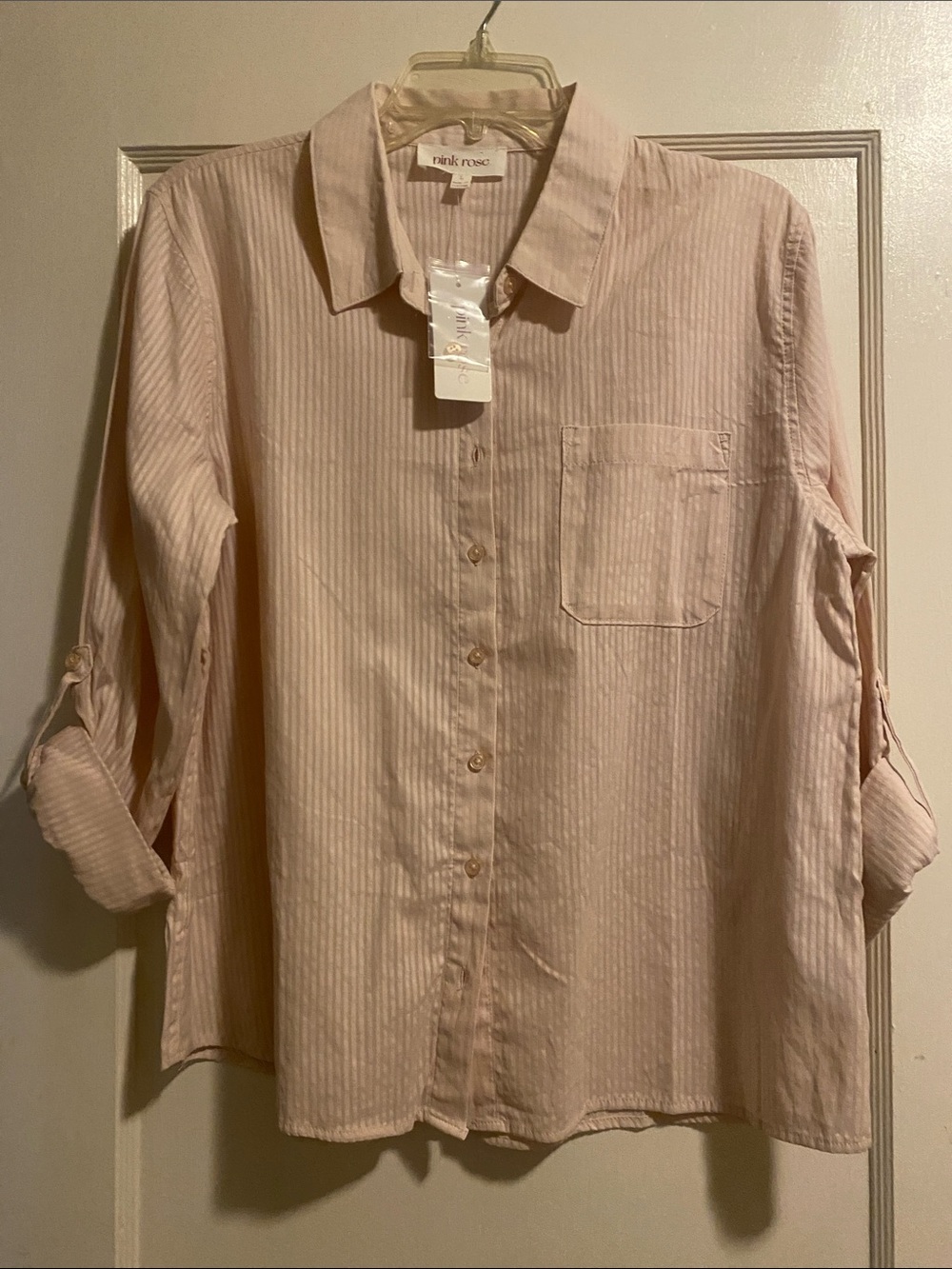 Pink Rose Light Pink Men's Casual Button-Down Shirt